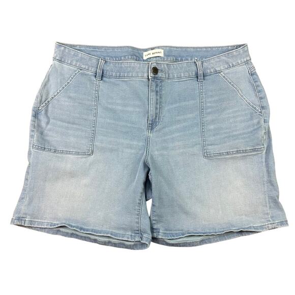Lane Bryant Boyfriend Midi Jean Shorts Size 20 Light Wash Denim Plus - Picture 1 of 6
